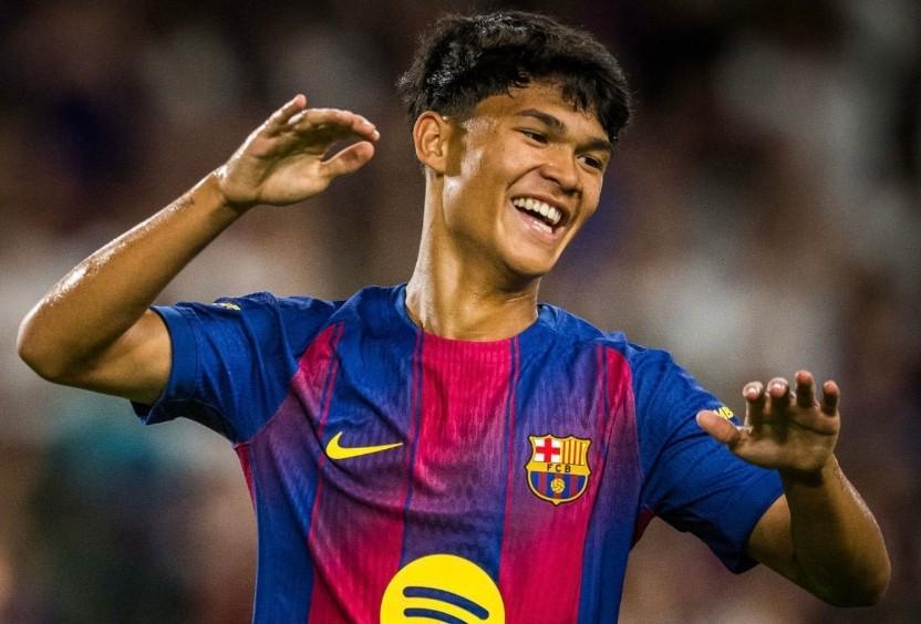 罗马诺:巴黎已向即将离开巴萨的小将德罗提交合同报价