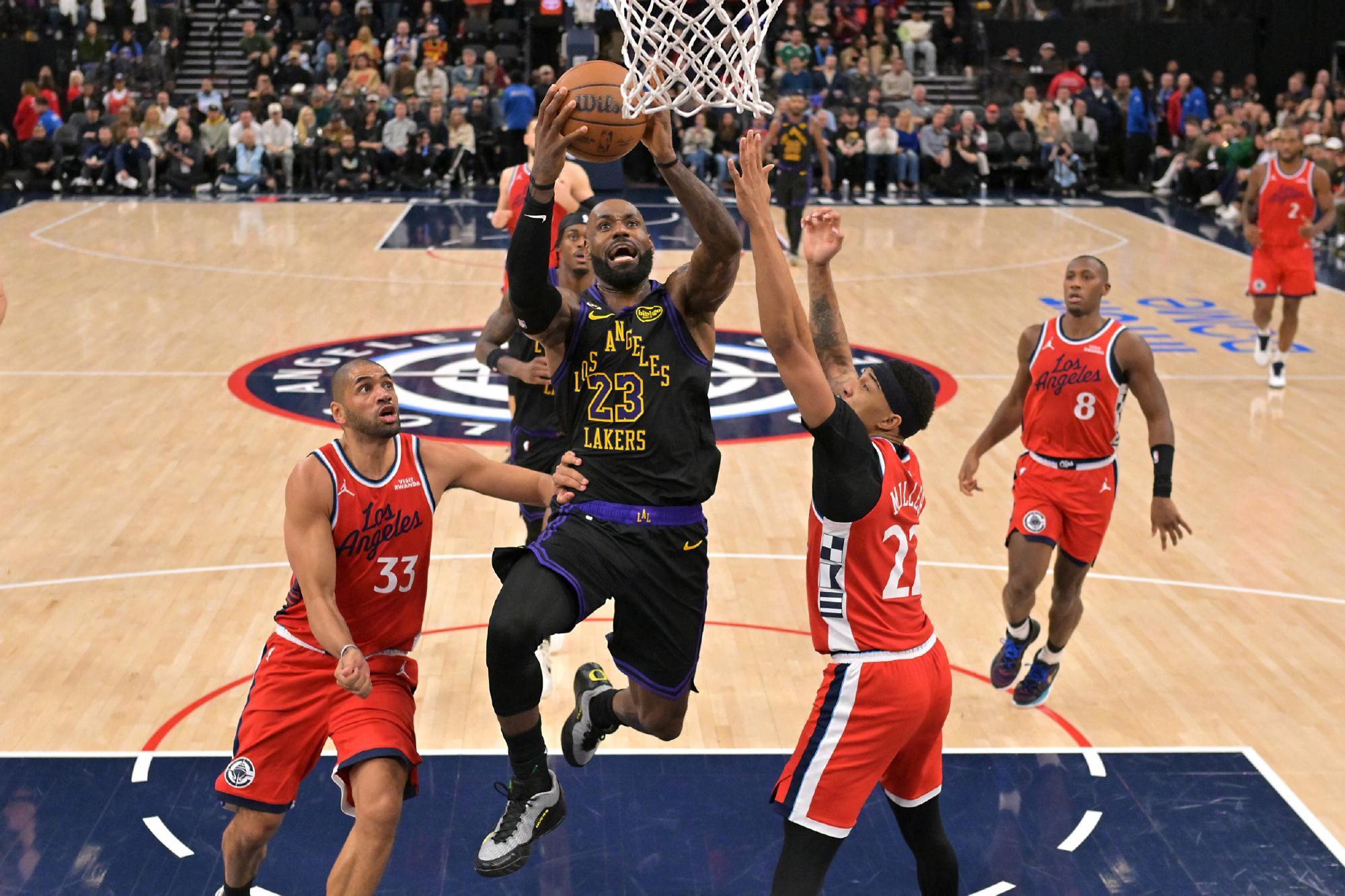 bet365-输快船遭双杀！还好詹姆斯给球队吃定心丸，但想争冠需补强中锋了